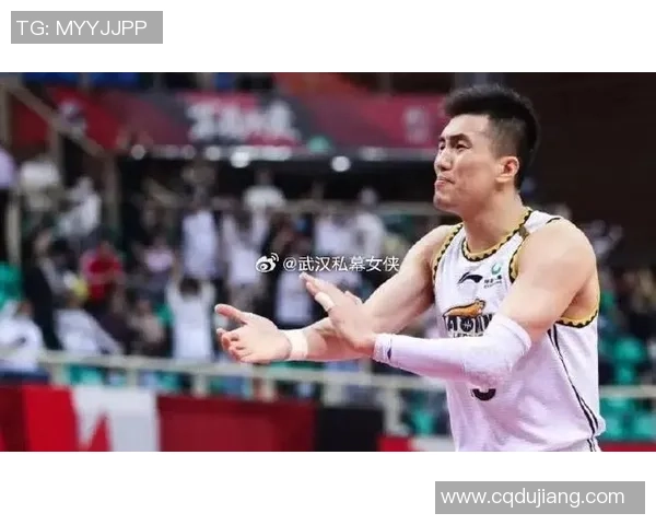 郭艾伦聚星名人赛狂轰43分闪耀全场率队夺冠斩获职业生涯首个MVP