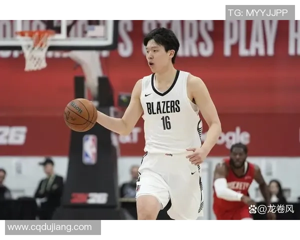 开拓者收官战首发阵容公布 霍勒迪阿夫迪亚克林根领衔杨瀚森替补待命 开拓者收官战首发阵容公布 霍勒迪阿夫迪亚克林根领衔杨瀚森替补待命